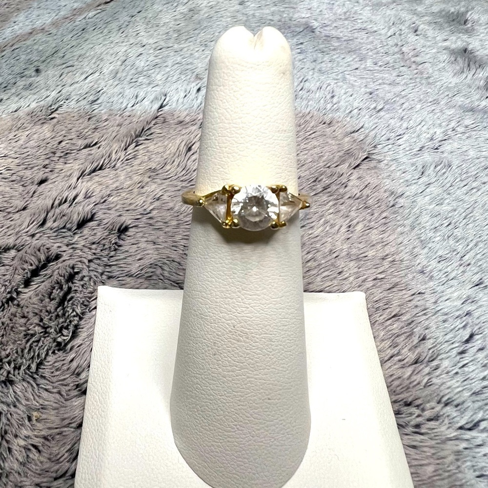 Seta Vintage Gold Tone Cubic Zirconia Trilogy Ring Size 5